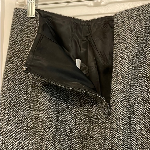 Ann Taylor Gray Midi Trumpet Skirt - Picture 5 of 7